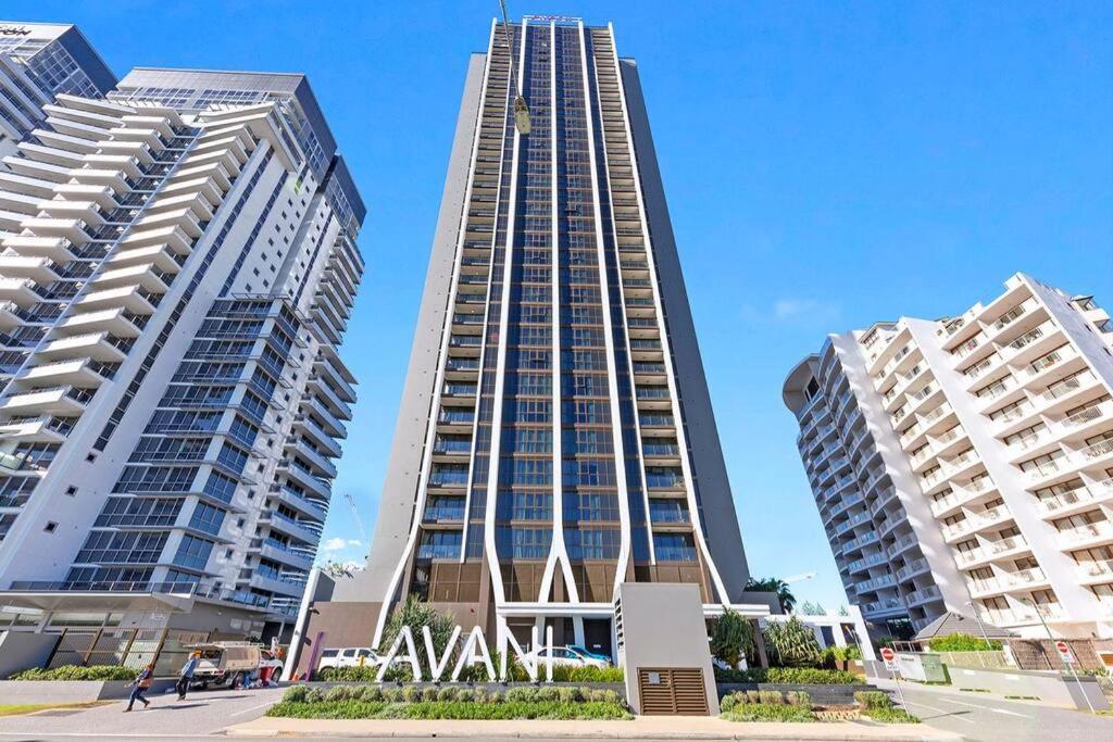 Broadbeach Stunner Modern And Central Голд-Кост Экстерьер фото